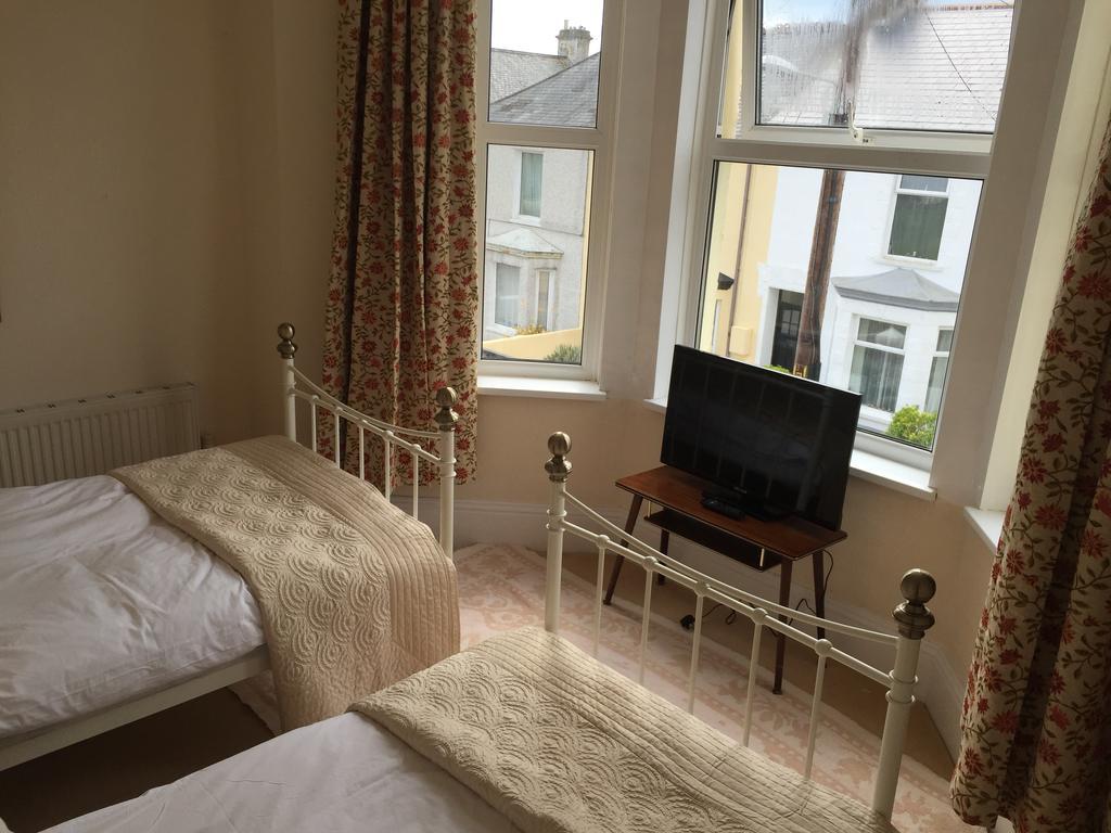 Cambridge House Bed & Breakfast Torpoint Eksteriør bilde