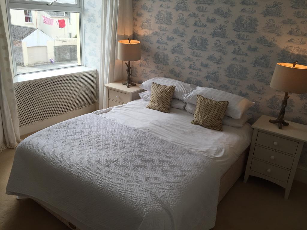 Cambridge House Bed & Breakfast Torpoint Eksteriør bilde