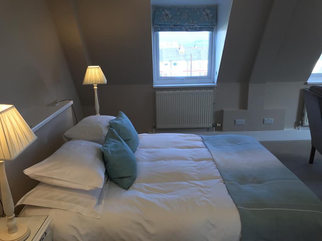 Cambridge House Bed & Breakfast Torpoint Eksteriør bilde