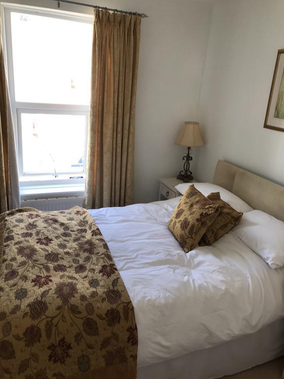Cambridge House Bed & Breakfast Torpoint Eksteriør bilde